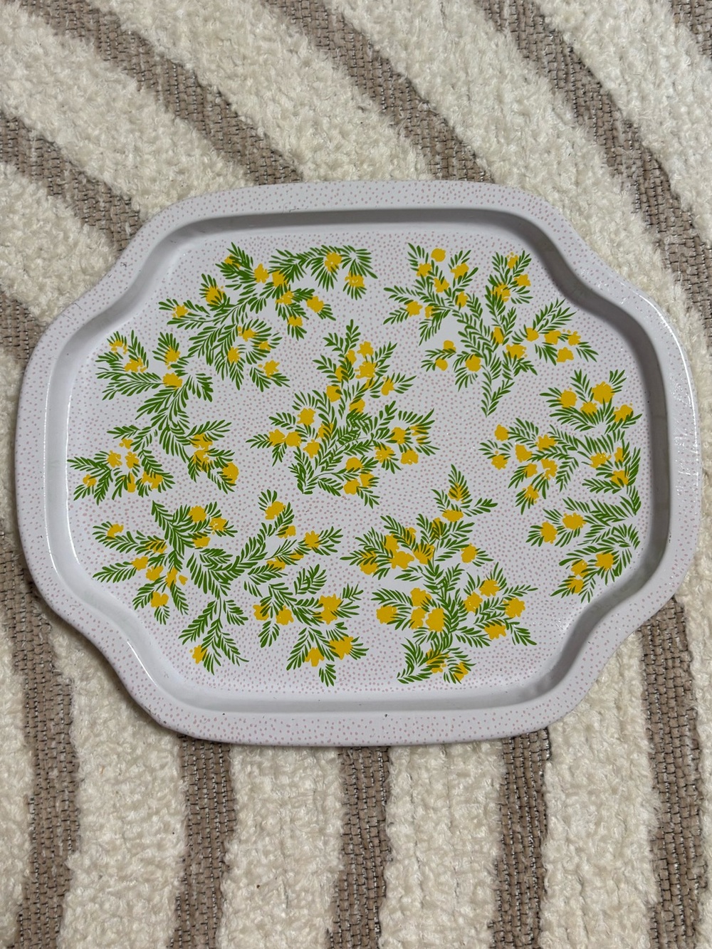 5/$25 Vintage Floral Tin Tray